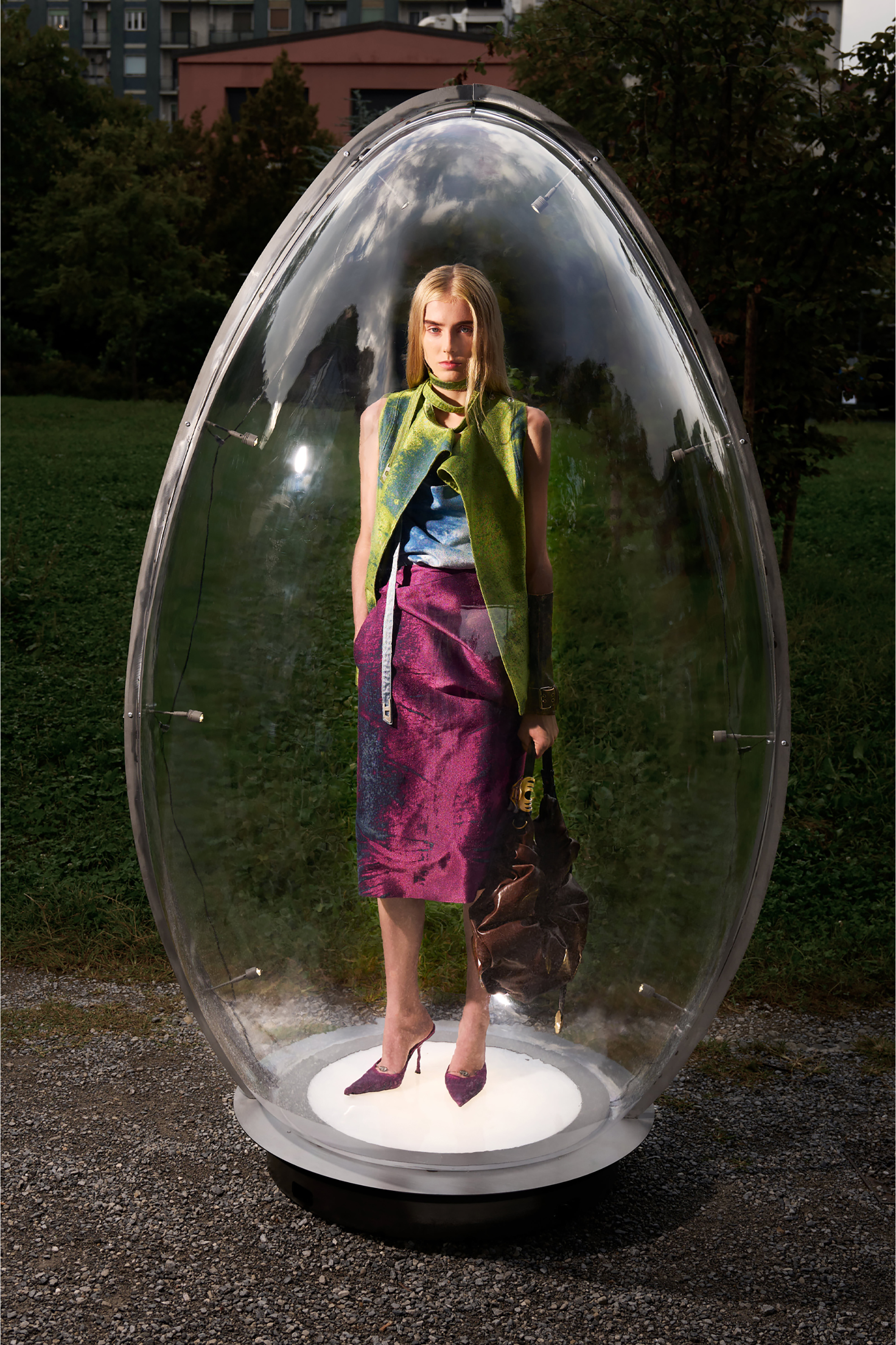 Diesel - DE-SANDIE-FSI, Woman's Sleeveless top in coloured satin denim in Blue - 3