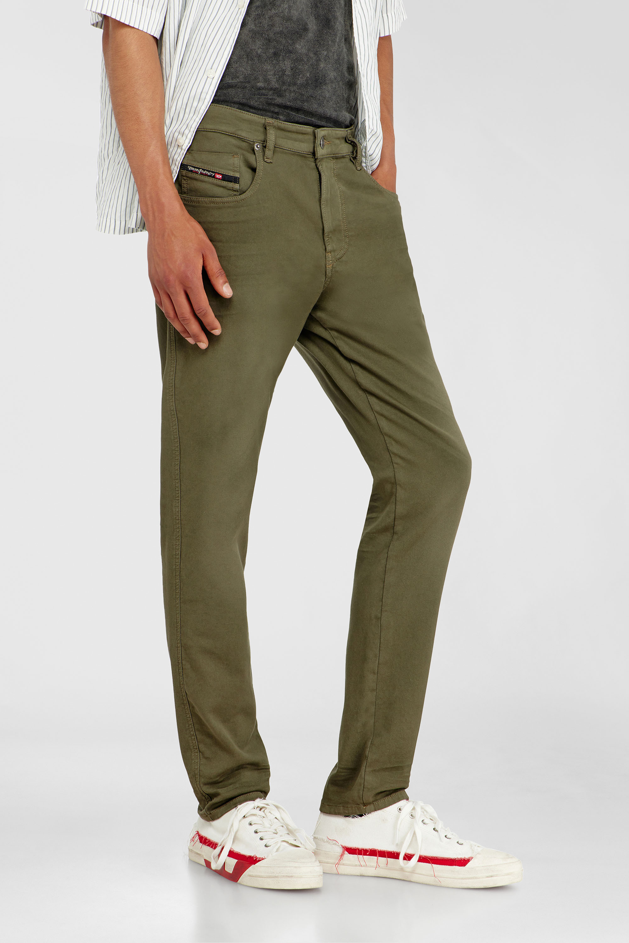 Diesel - Man's Slim 2062 D-Strukt Joggjeans&reg; 0670M, Military Green - 5