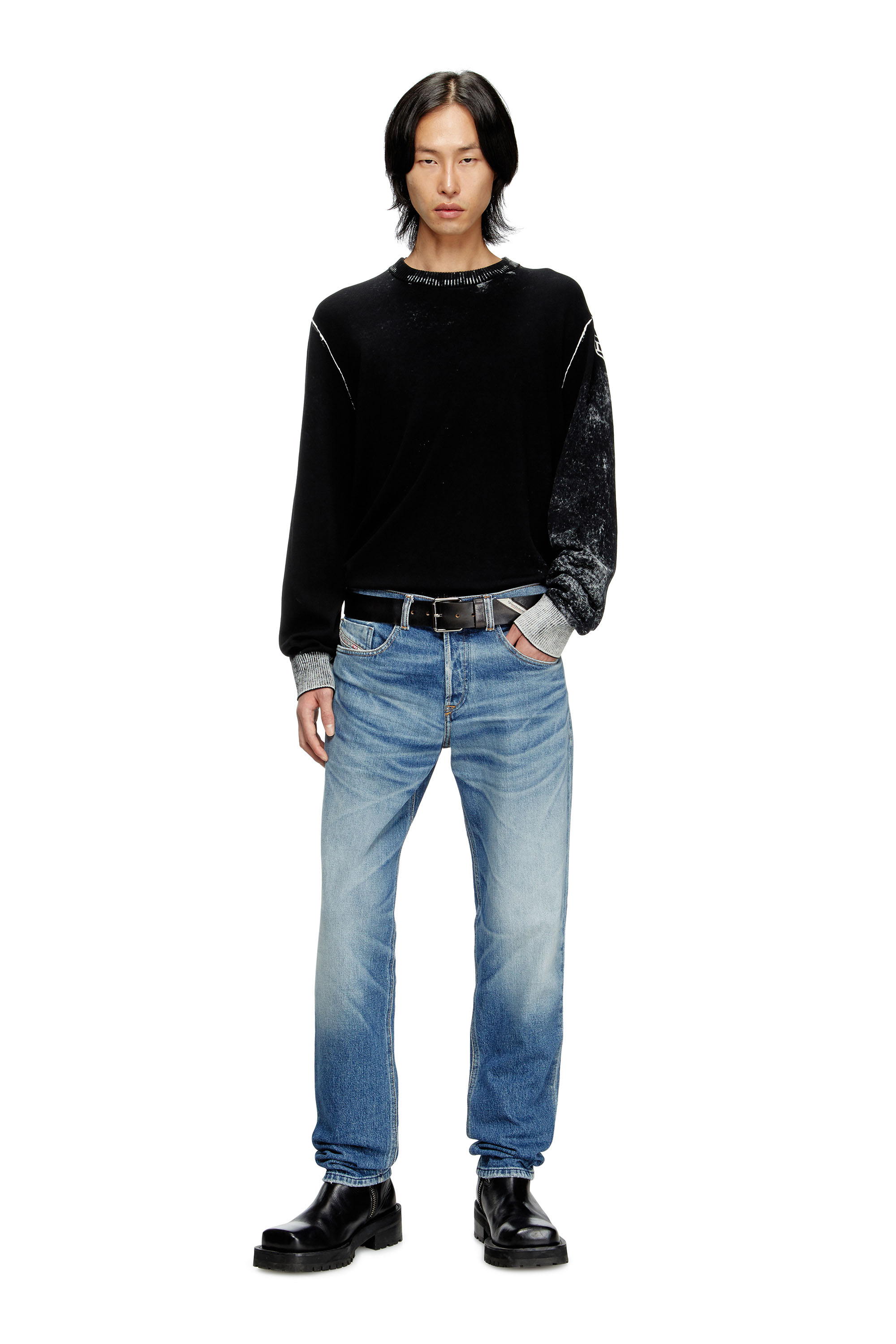 Regular Jeans 2023 D-Finitive 09M12, Medium blue Diesel - Man's Regular Jeans 2023 D-Finitive 09M12, Medium blue - 1